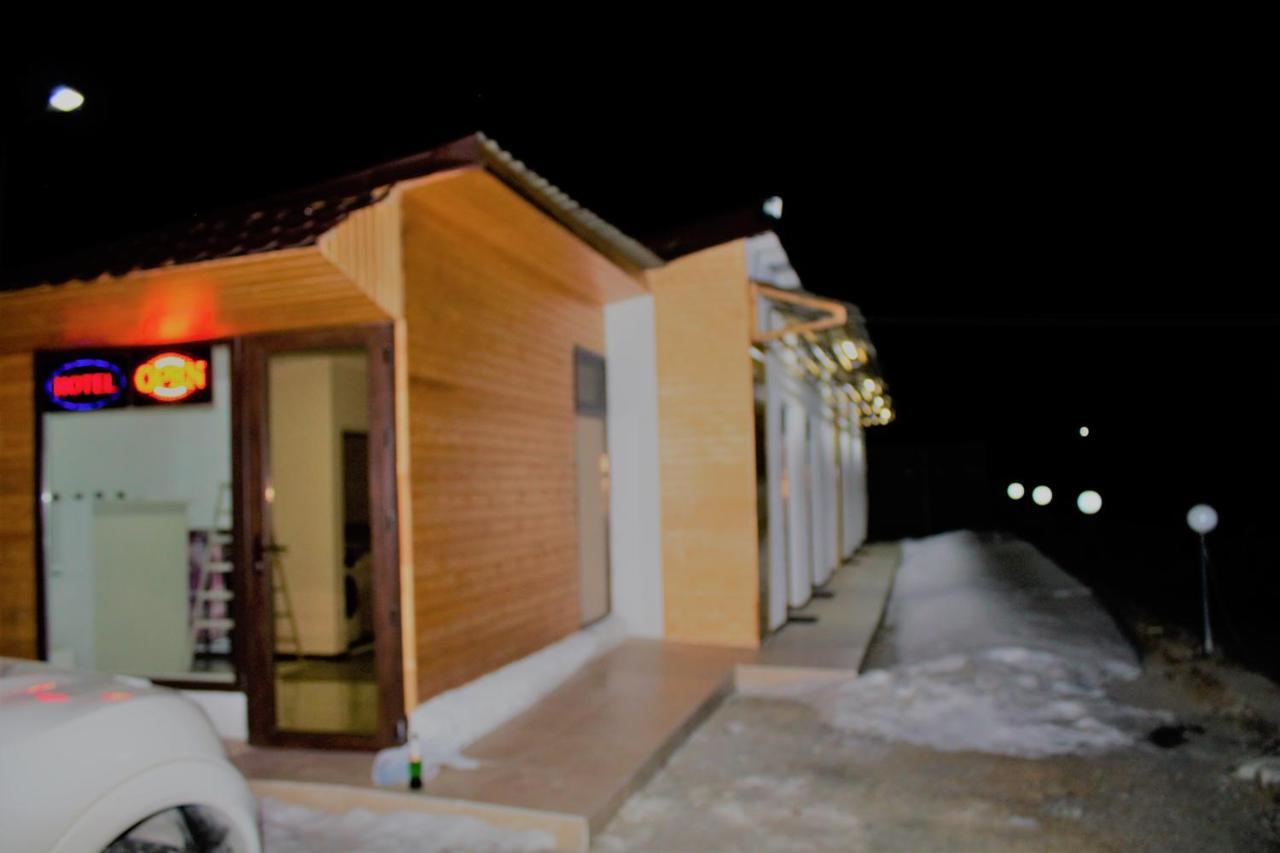Hotel NOA Kazbegi Kültér fotó